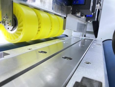 PRY-1800 단일 패스 자동 골판지 상자 샘플 커팅 머신 7