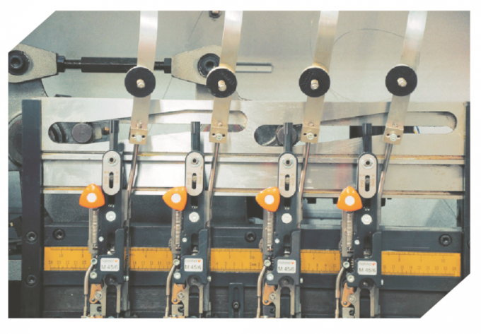 PRY-8D 집합 및 책 Saddle 꿰매기 및 정비 기계 7